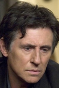 Gabriel Byrne