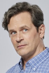 Tom Everett Scott