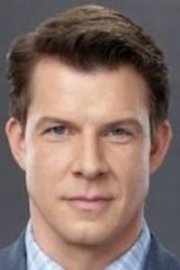 Eric Mabius