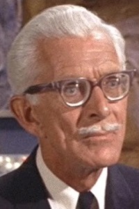 Alan Napier