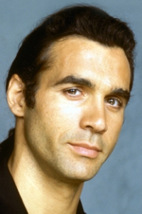 Adrian Paul