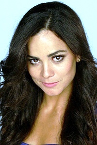 Alice Braga