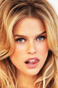 Alice Eve
