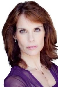 Alexandra Paul