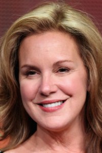 Elizabeth Perkins