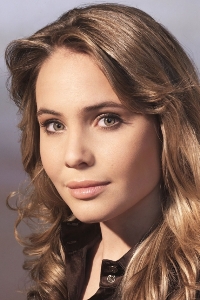 Leah Pipes