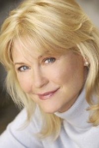 Dee Wallace