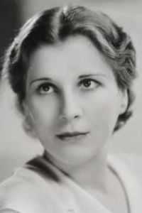 Diana Wynyard